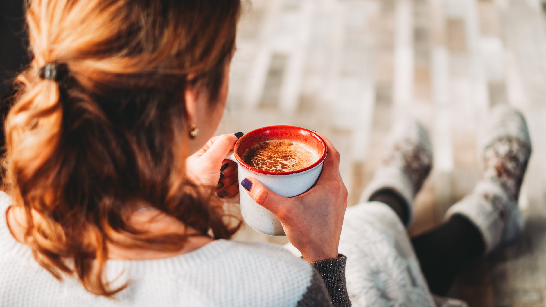 woman drinking coffee
